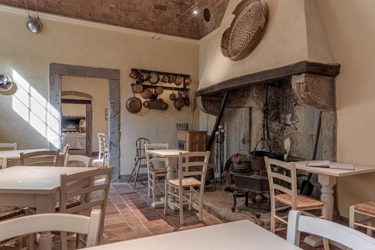 Convento San Bartolomeo Hotel Abbadia San Salvator Buitenkant foto